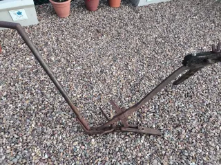 Arados antiguos de metal