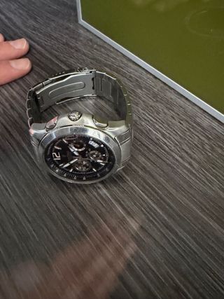 SIN PILA.Reloj Festina Cronógrafo Negro y Plateado