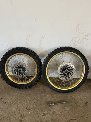 Ruedas Pit Bike con Llantas Doradas