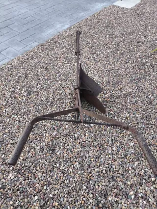 Vertedera antigua de arado