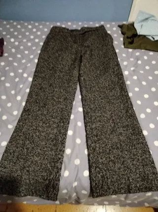 Pantalón gris