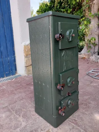 Dos estufas Jøtul 507 / 507 B Verde