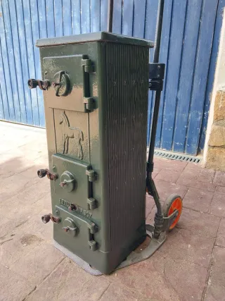 Dos estufas Jøtul 507 / 507 B Verde