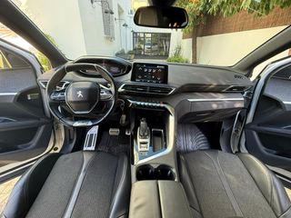 Peugeot 5008 GTLine automático