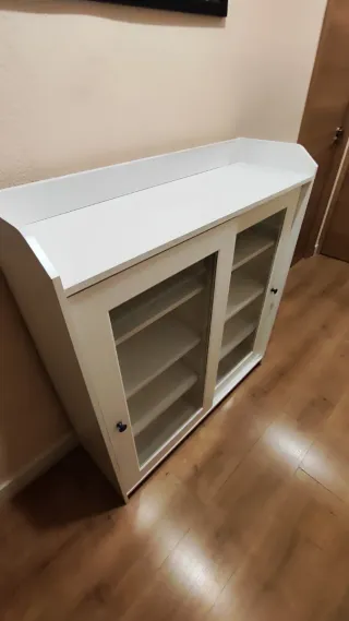 Vitrina Hauga IKEA Blanca