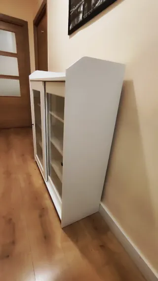 Vitrina Hauga IKEA Blanca