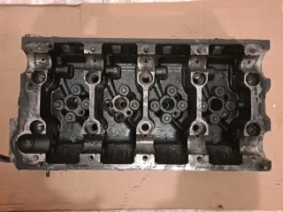 Culata BMN 03G103373A