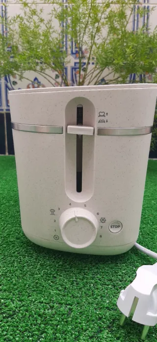 Tostadora Philips Bio-based plastic*