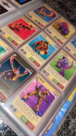 Álbum Invizimals Nueva Alianza Panini