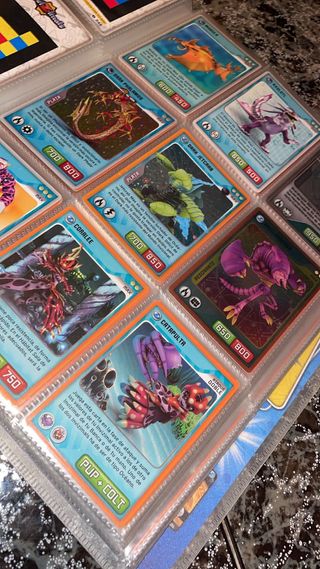 Álbum Invizimals Nueva Alianza Panini