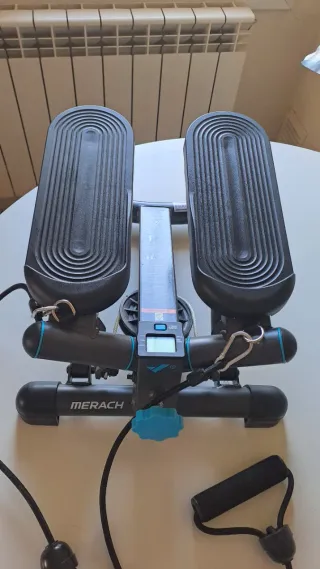 Stepper Merach con bandas elásticas