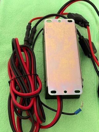 ICOM OPC-1457R Cable DC con Filtro EMC