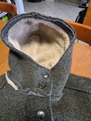 Giacca lunga in lana grigia con cappuccio