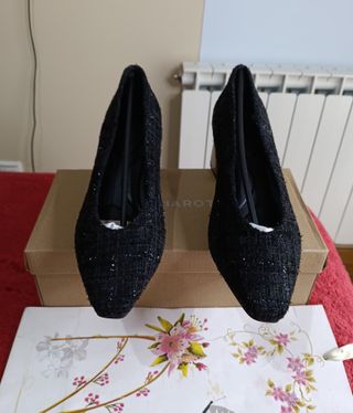 Elegantes Zapatos Tacón Negros y plateado Talla 39