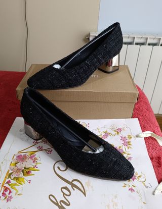 Elegantes Zapatos Tacón Negros y plateado Talla 39