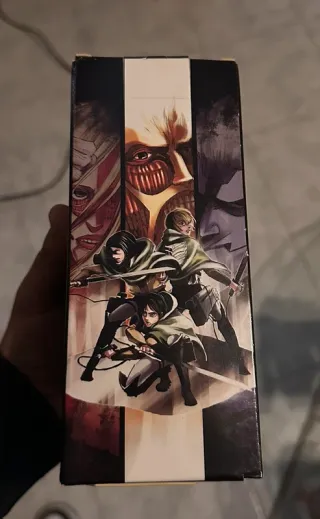 L’Attacco Dei Giganti 1-34 ( Leggi Descrizione)