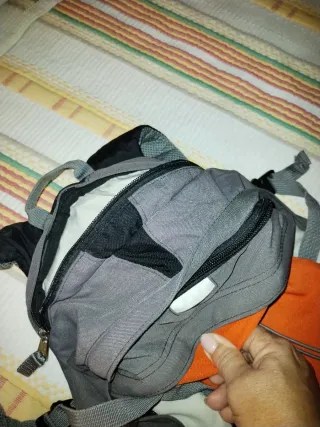 Mochila Jansport Cinza e Laranja