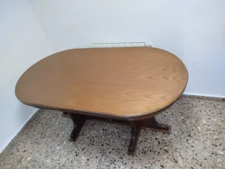 Antico tavolo da pranzo in noce