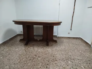 Antico tavolo da pranzo in noce