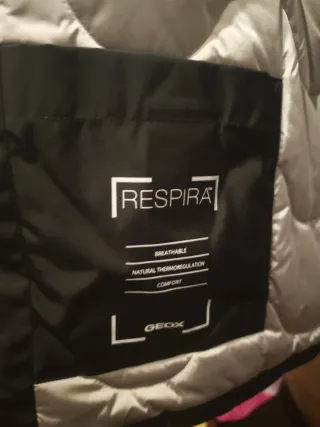 Abrigo Geox Negro con Capucha y Pelo