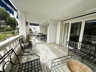 Piso en alquiler en Puerto Banús en Marbella