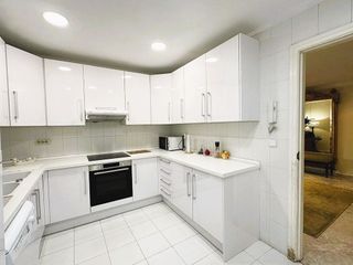 Piso en alquiler en Puerto Banús en Marbella