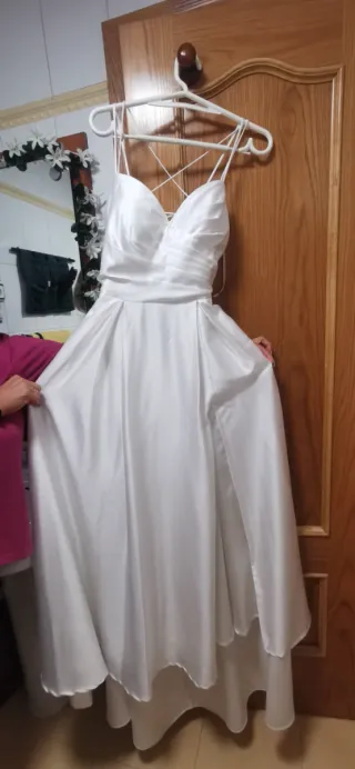 Traje de novia o fiesta
