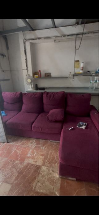 Sofá chaise longue morado 4 plazas