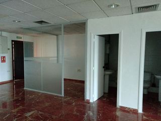 Oficina en alquiler en Almeda - El Corte Inglés en Cornellà de Llobregat