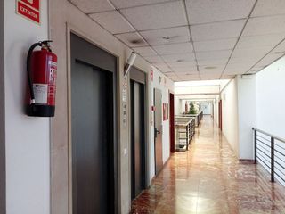 Oficina en alquiler en Almeda - El Corte Inglés en Cornellà de Llobregat