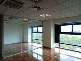 Oficina en alquiler en Almeda - El Corte Inglés en Cornellà de Llobregat
