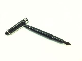 E732898-0 Pluma Estilografica Alta Gama Montbla