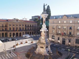Piso en alquiler en Casco Antiguo en Pamplona