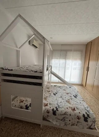 Litera con tobogán nueva a estrenar  Colchas