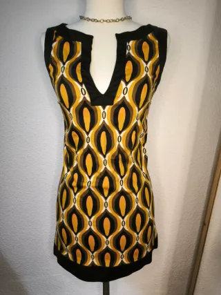 Vestido mini vintage estampado