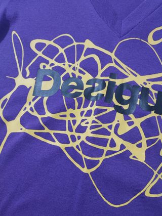 Desigual/ Camiseta morada estampada manga larga M