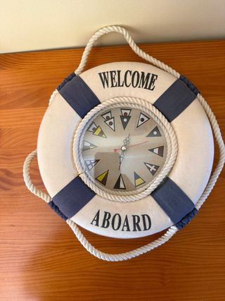 Lote Decoración Náutica: Faro, Barco,Rueda y Reloj
