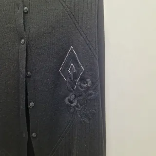 Cardigan Carla Ferroni nero con ricami