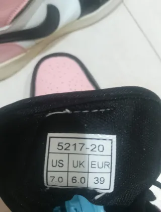 Scarpe Jordan Donna Rosa e Bianche