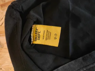 T-shirt Gallery Dept Nera Viola