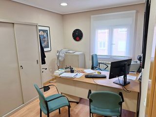 Oficina en alquiler en Centro en Palencia