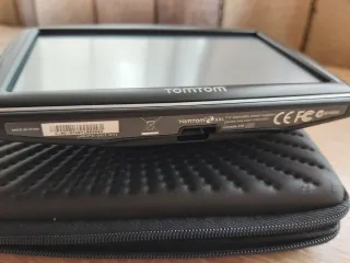 GPS XXL TomTom con funda y cargador