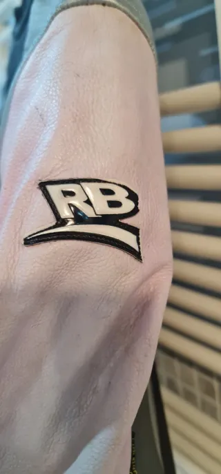 Chaqueta de cuero para moto con protecciones