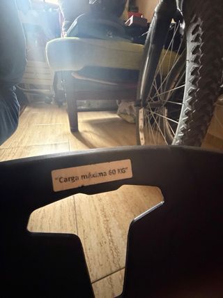 Moto eléctrica drift negra y blanca