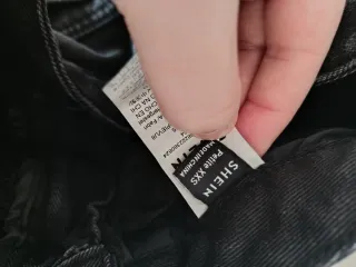 Jeans ragazza neri e grigi