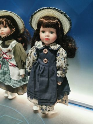 2 bambole, 30 cm. collezione