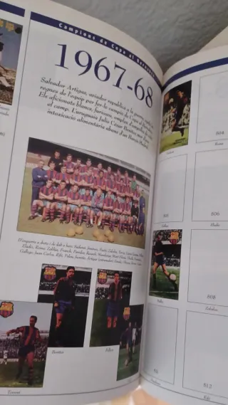 Libro El Maravilloso Mundo del Fútbol + 2 Álbumes