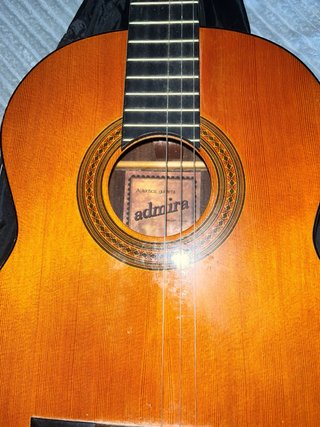 Guitarra Clásica Madera Natural admira juanita