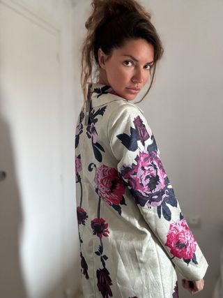 Abrigo floral talla S