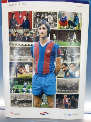 F.C.B. 10 Láminas troqueladas, cromos de jugadores de todos los tiempos.